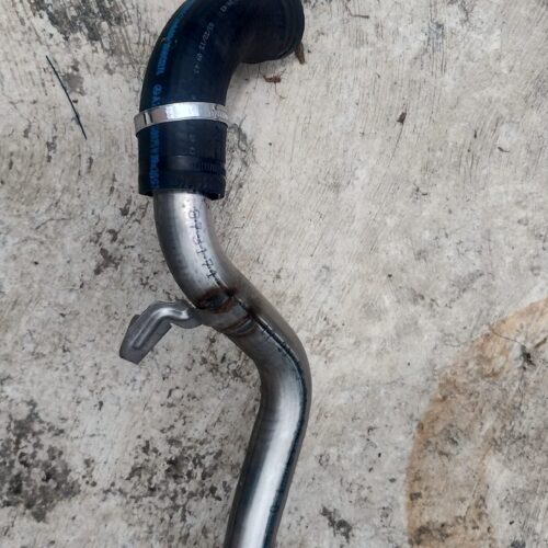 Tubo / Cuello De Llenado De Gasolina Mercedes-benz Cla W117