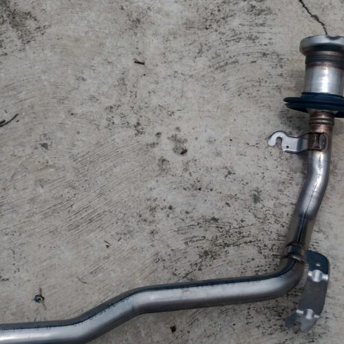 Tubo / Cuello De Llenado De Gasolina Mercedes-benz Cla W117