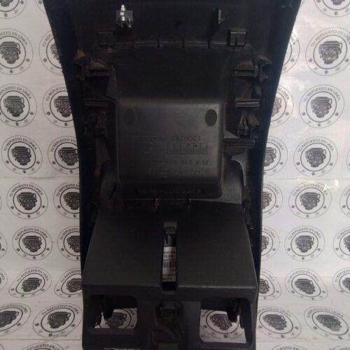 IMG_20250904_090449483_HDR Mercedes-benz Cla 200 2014 Consola Trasera Cenicero A2466460