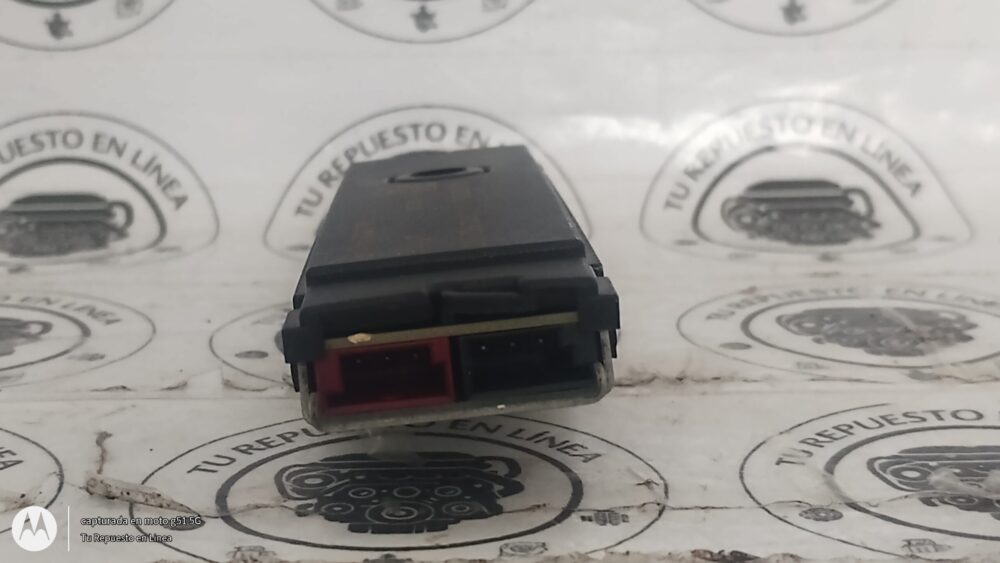 IMG_20250912_145018156 Mercedes-benz Cla 200 2014 Modulo Amplificador Antena A1668200789