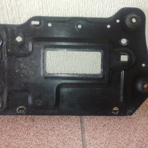 Mercedes-benz Cla 200 2014 Base De Batería Oem A246 620 0018