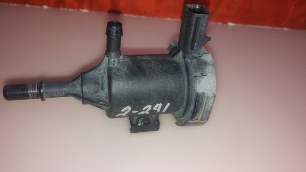 Mercedes Benz Válvula Purga Evap Canister A0014760532 Oem