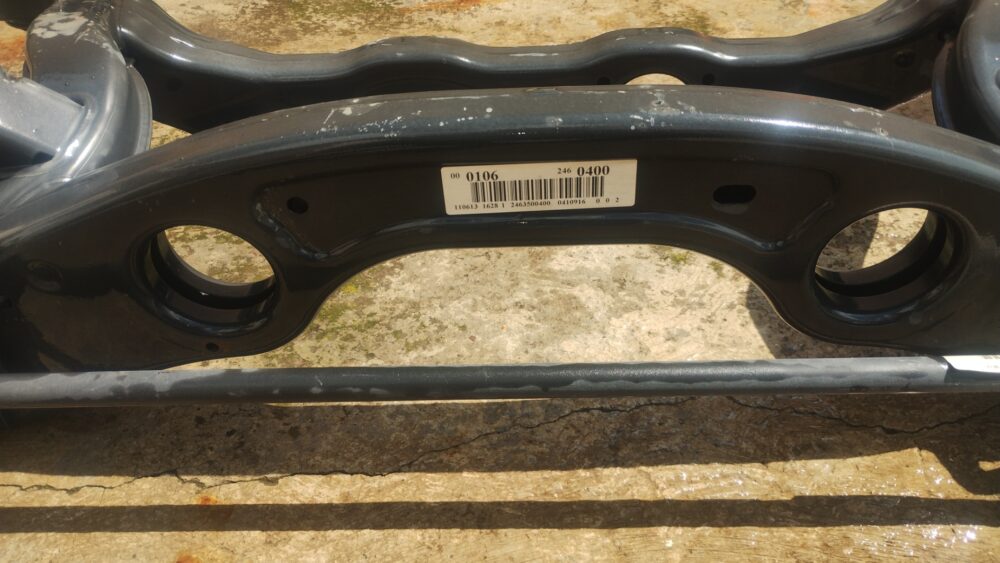 IMG_20260711_144943566 Puente Trasero Con Barra Mercedes Cla 200 2014 A2463500400