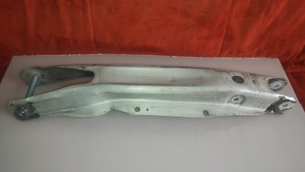 IMG_20260713_105643218 Brazo De Suspensión Mercedes-benz Cla 200 A2463520202 H004