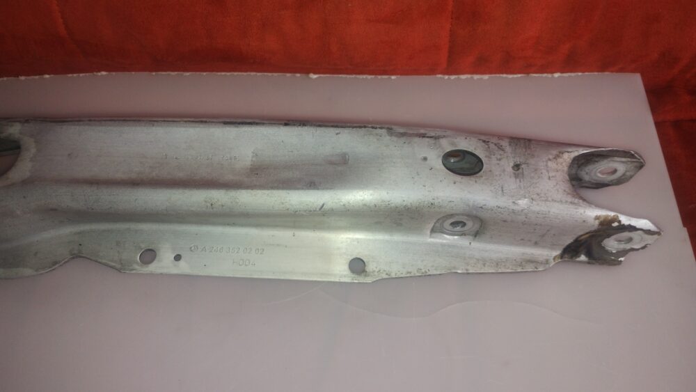 IMG_20260713_105653843 Brazo De Suspensión Mercedes-benz Cla 200 A2463520202 H004
