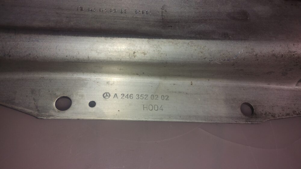 IMG_20260713_105658673 Brazo De Suspensión Mercedes-benz Cla 200 A2463520202 H004