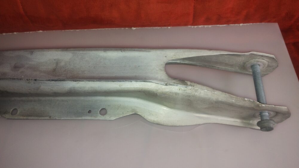 IMG_20260713_105718683 Brazo De Suspensión Mercedes-benz Cla 200 A2463520202 H004