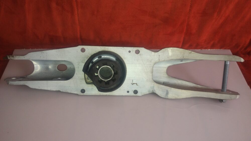 IMG_20260713_105730310 Brazo De Suspensión Mercedes-benz Cla 200 A2463520202 H004