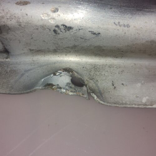 Mercedes-benz Cla 200 Brazo De Suspensión A2463520202 Dañado