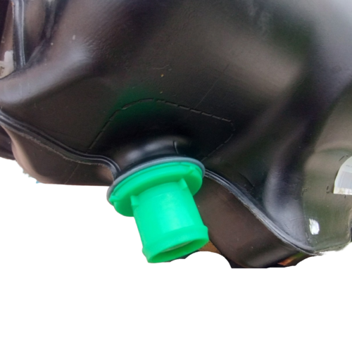 eb1c8fa1-3e71-4be1-b5a4-d151c02404a8 Tanque De Gasolina Mercedes Cla 200 2014 A2464703100 Oem