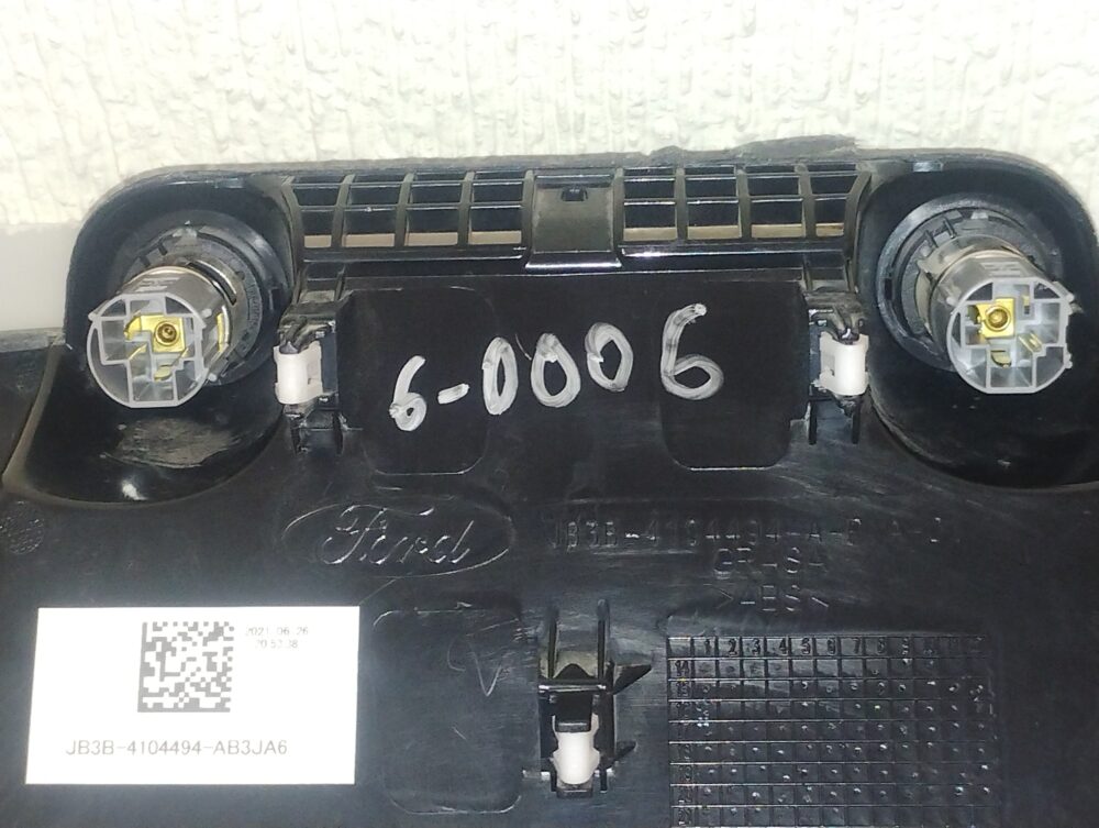 IMG_20260721_091937809 Ford Ranger Xlt 2019-2022 Panel Central Doble Toma 12v Oem