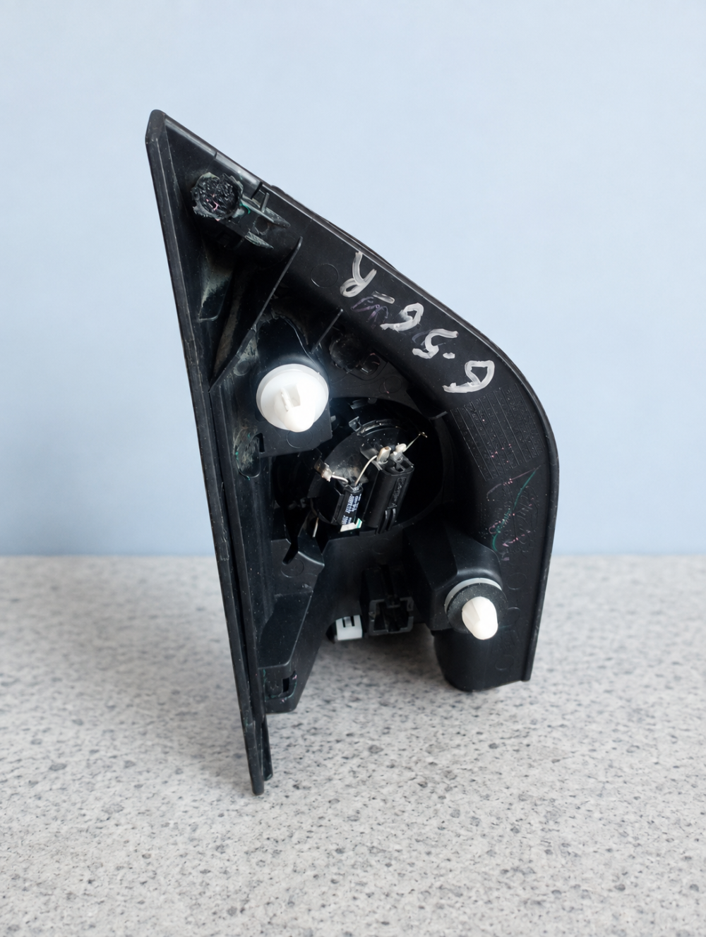 c0bcbdd0-3015-4a90-a808-cbe9e6ee4d91 Ford Ranger Xlt 2022 Moldura Tweeter Der Jb3t-18908-ba